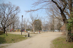 西公園